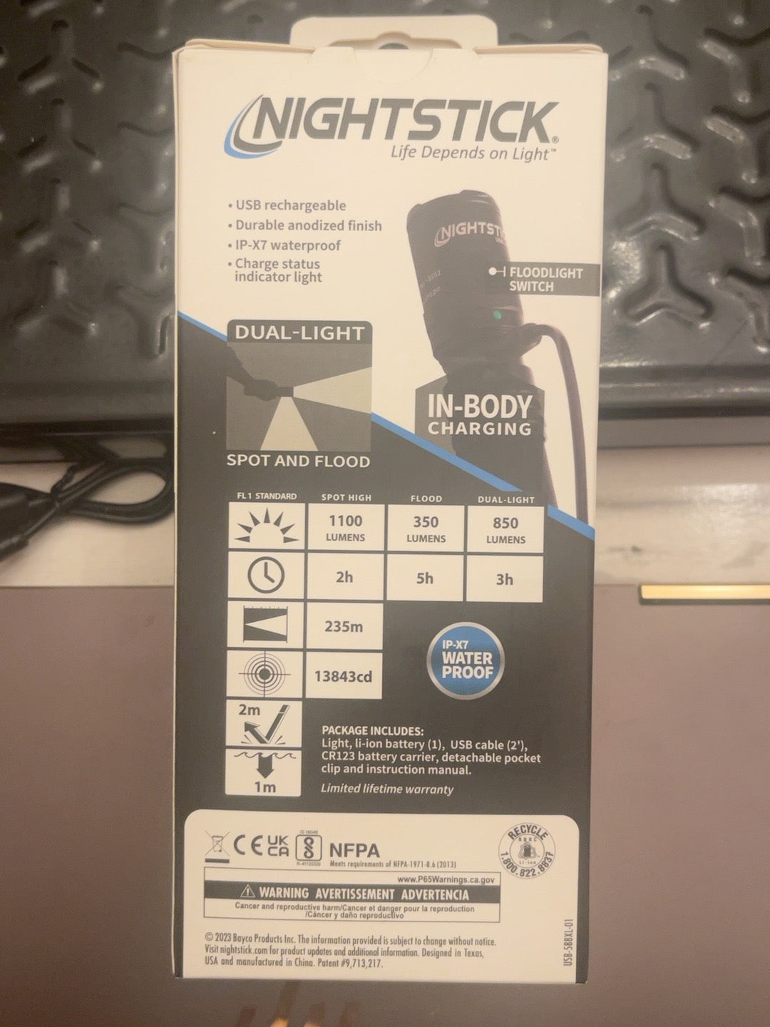 Nightstick USB-588XL nightstick-usb-588xl-actual-box-specifications.jpg